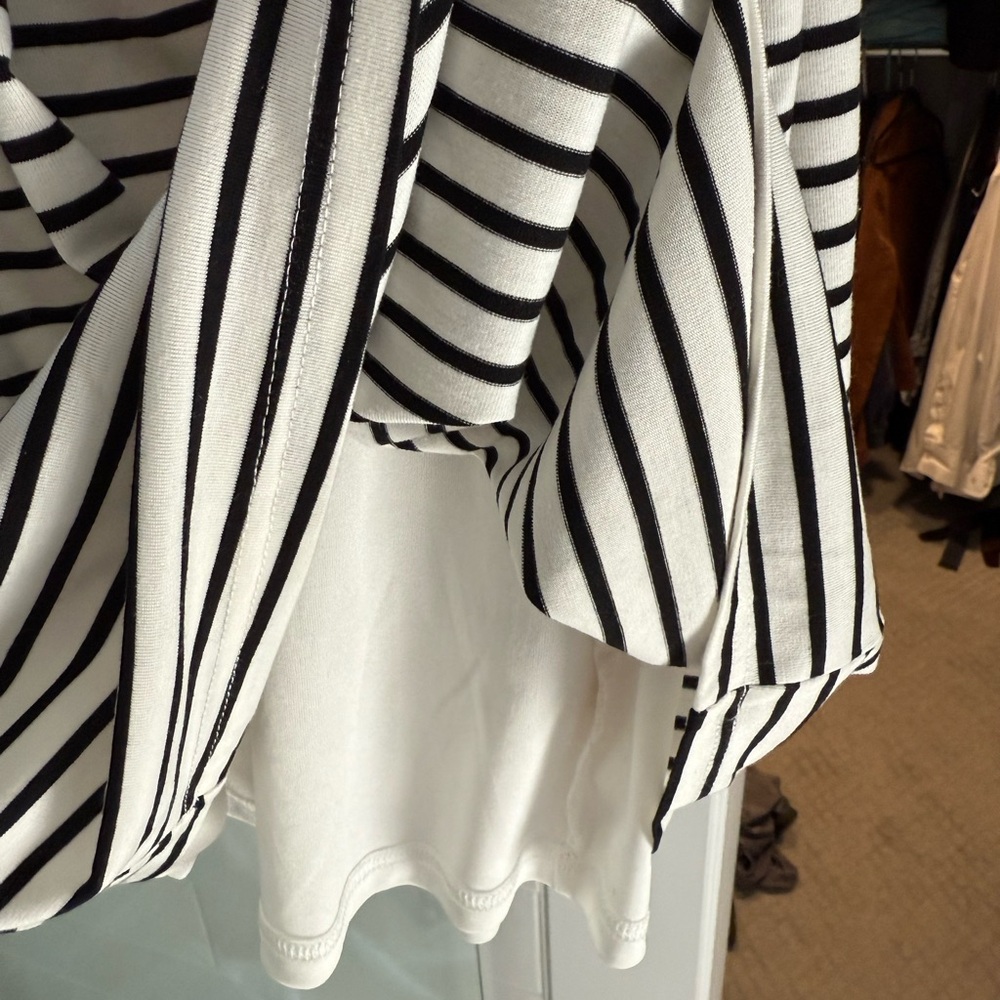Black and White Striped Sleeveless Dress - Picture 7 of 7